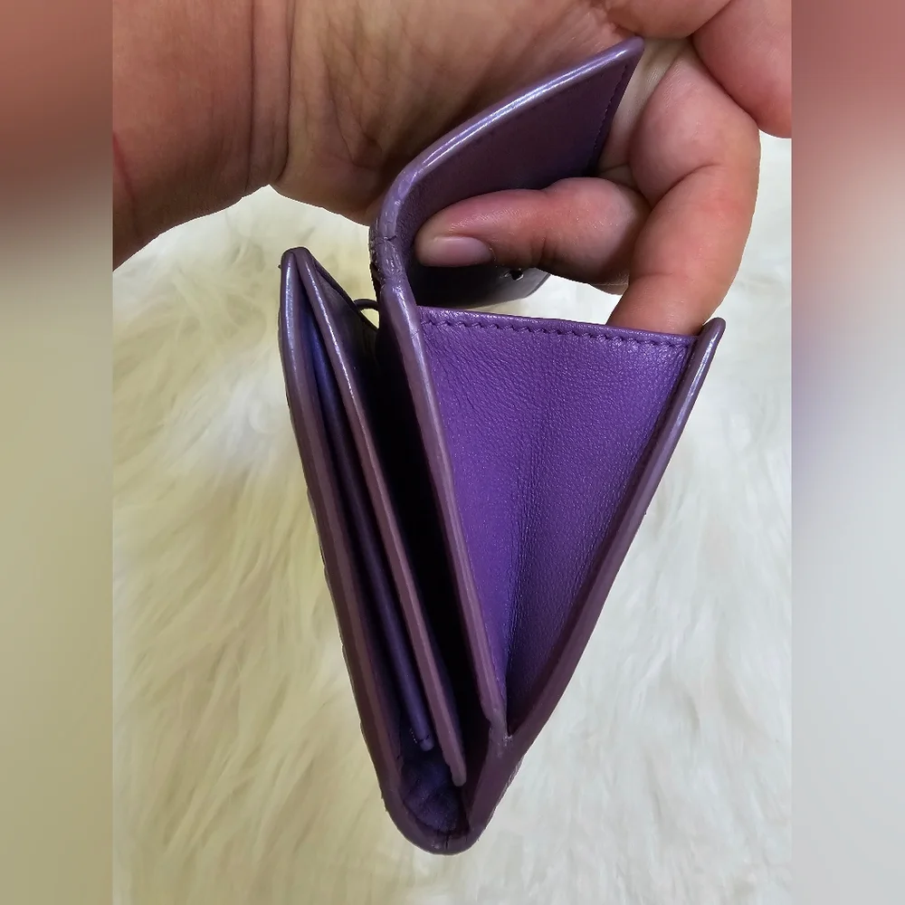 💕🎶🎉HOST PICK🎉🎶💕Authentic Bottega Veneta Intrecciato long wallet - Picture 12 of 17